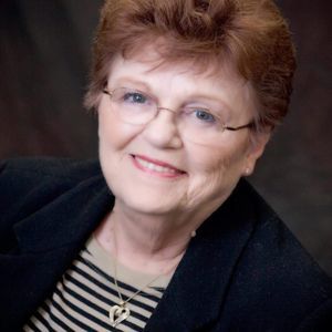 Meet your Posher, Janet